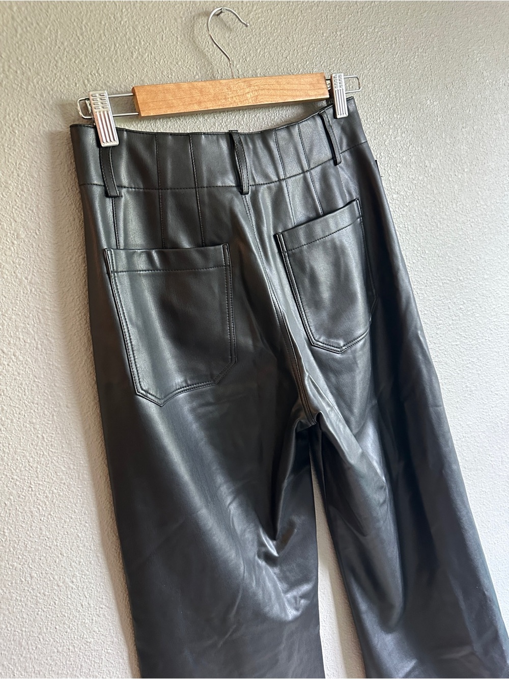 Anthropologie Maeve Black The Colette Cropped Vegan Leather Pants 26 - Picture 8 of 15